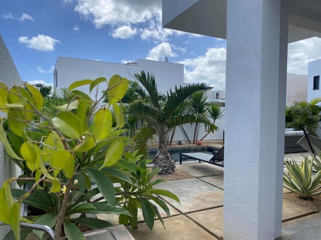 Magnifique Villa Avec Piscine Grand Baie Bagian luar foto