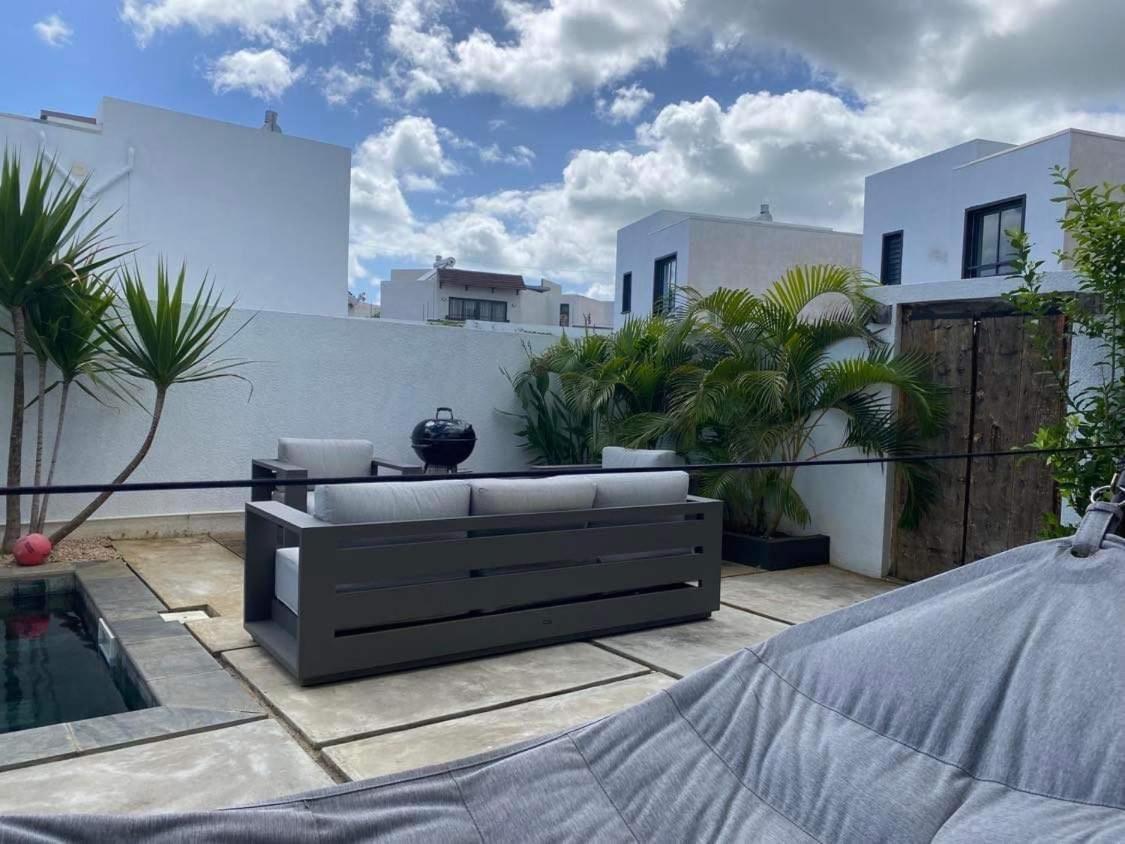 Magnifique Villa Avec Piscine Grand Baie Bagian luar foto